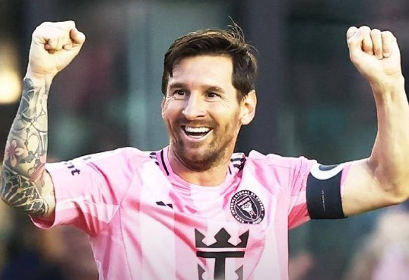 梅西刷新世界纪录，中国女排教练激动落泪！(梅西刷新世界纪录,中国女排教练激动落泪视频)