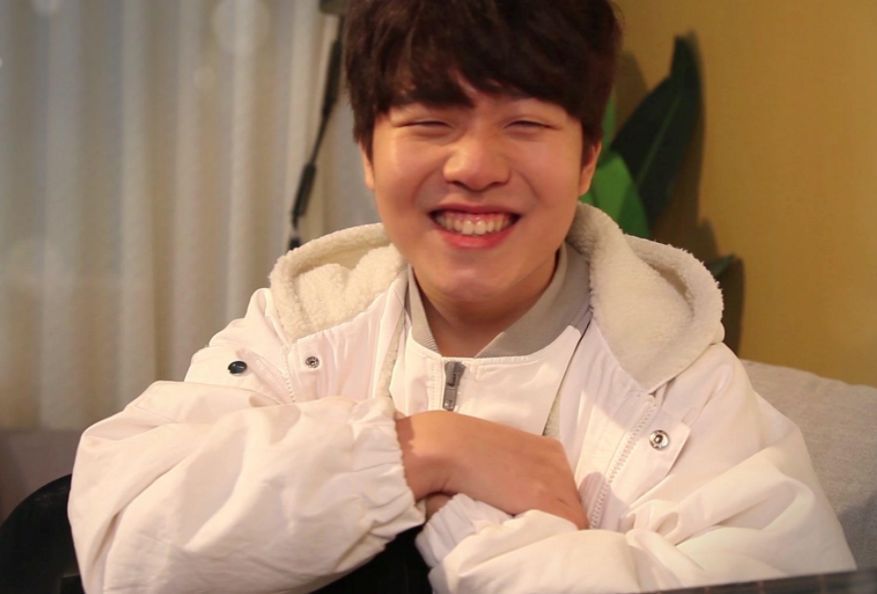 jiuyou官网入口-出色防守首场状态出色，湖人观众沸腾！，Rookie重返赛场全场沸腾不已的简单介绍