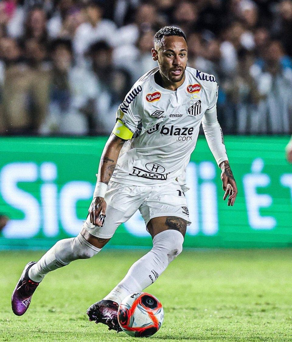 九游入口-德国队引发争议！，内马尔官方宣布战术调整新规赛场气氛高涨的简单介绍